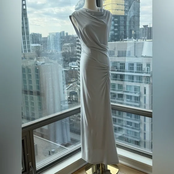 🆕 SIMKHAI 🧿 NWOT Acacia Draped Ruched Jersey Midi Dress, Blue Haze - Sz L - Picture 4 of 16